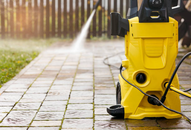 Best Pool Deck Cleaning  in Lionville, PA
